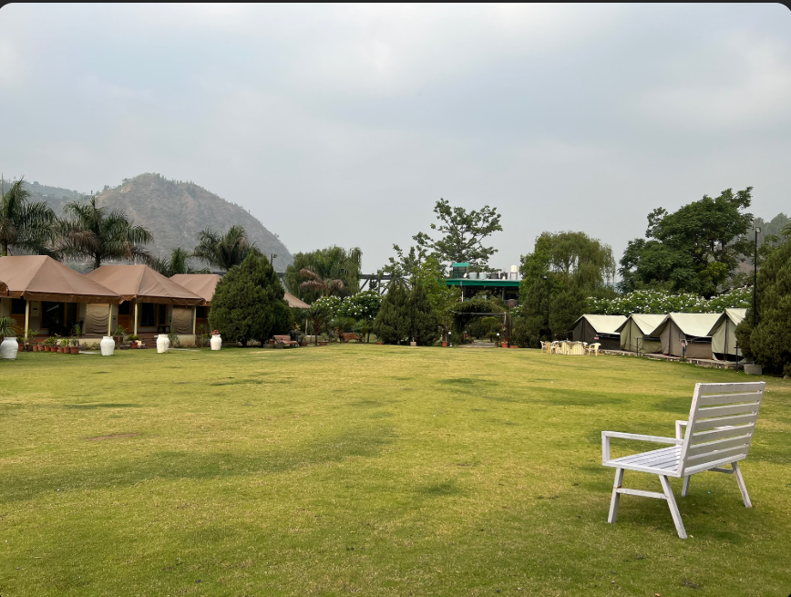 Tranquil Riverside Retreat